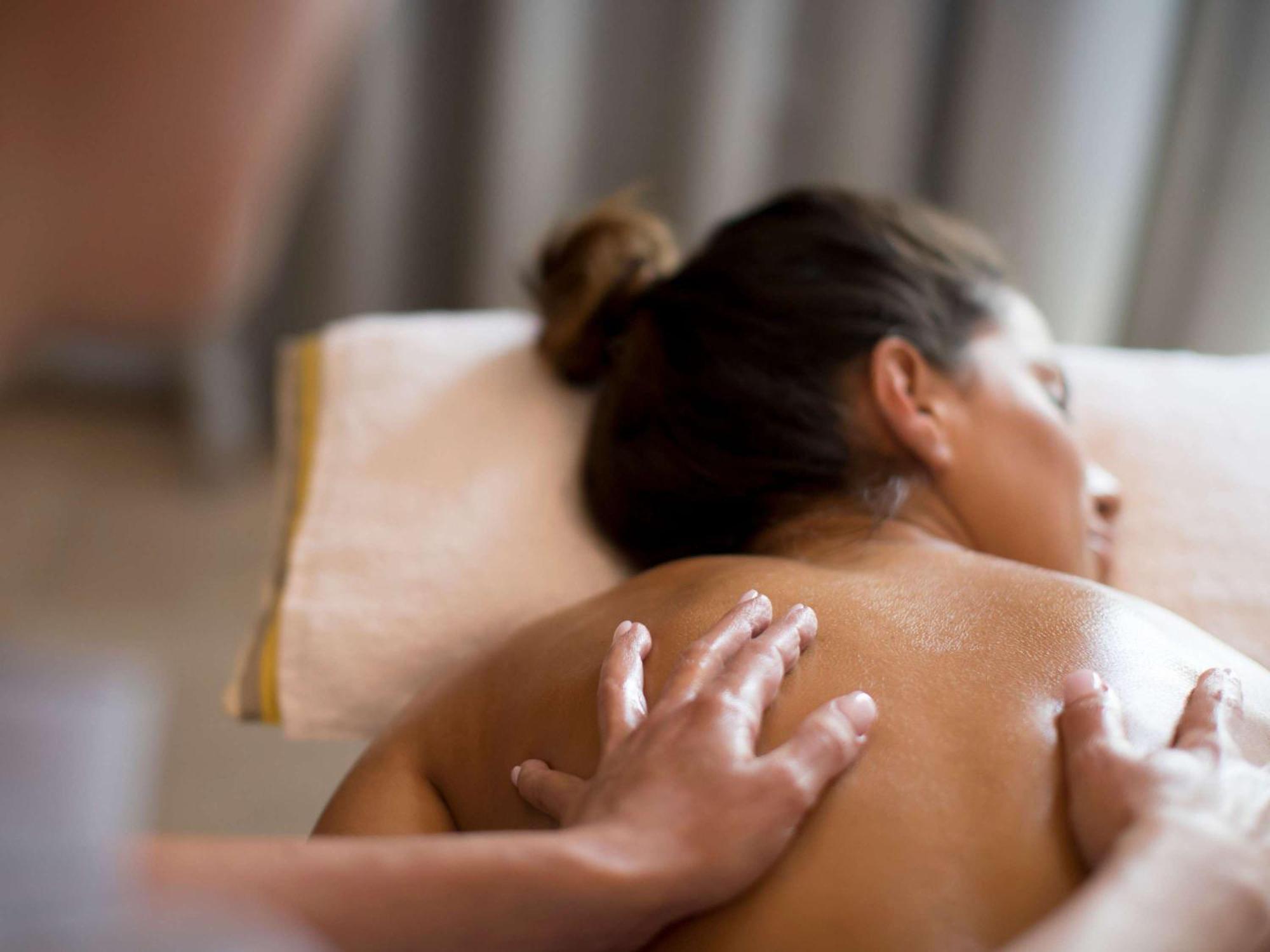 The William Inglis Mgallery Warwick Farm Extérieur photo Massage