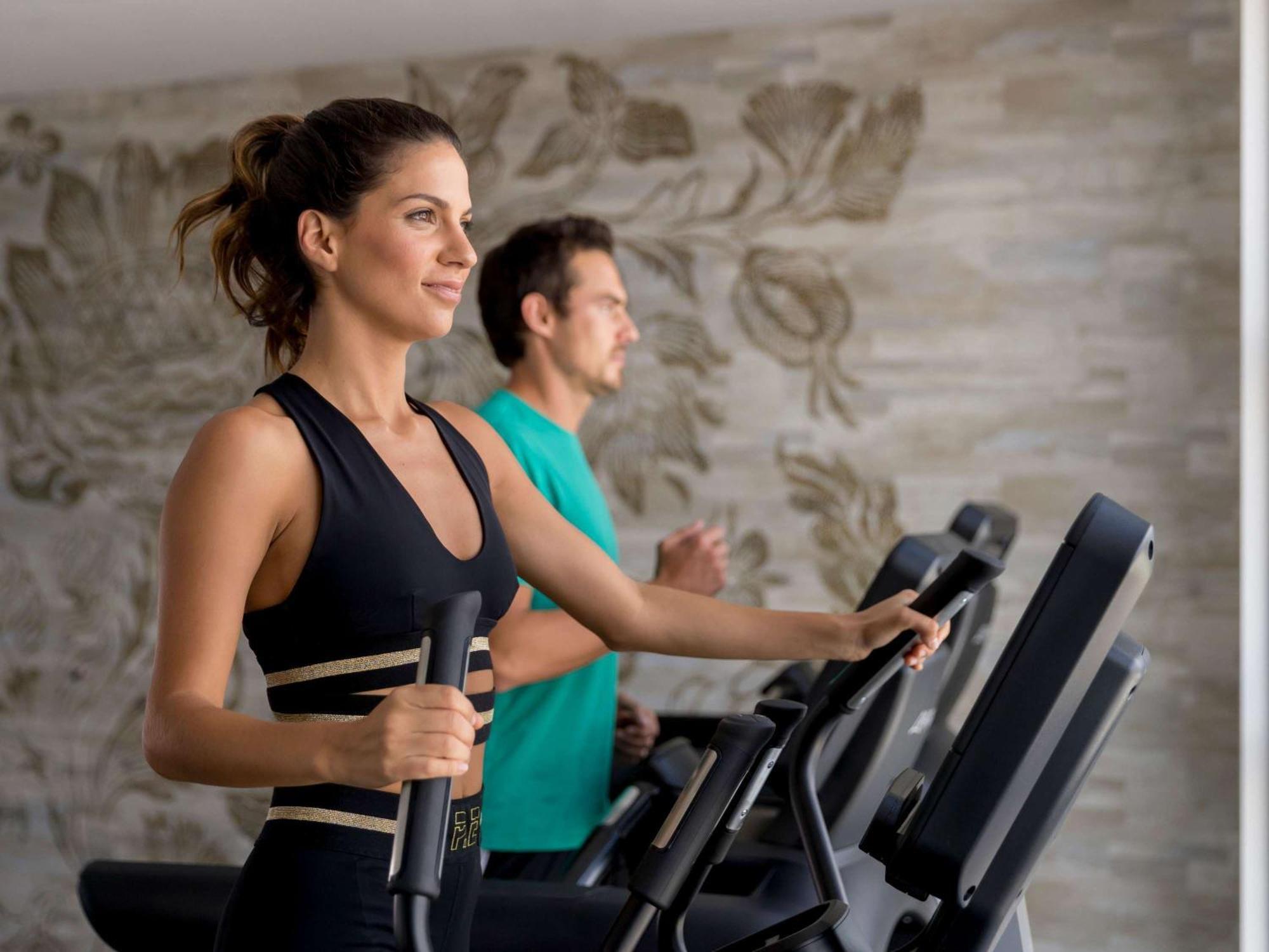 The William Inglis Mgallery Warwick Farm Extérieur photo Elliptical cross trainer