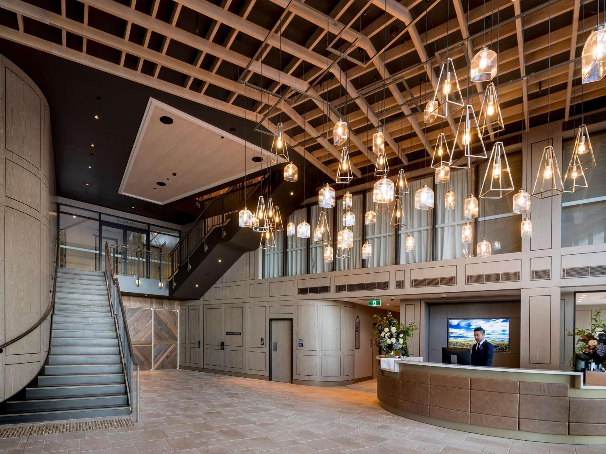 The William Inglis Mgallery Warwick Farm Extérieur photo The interior of the clubhouse